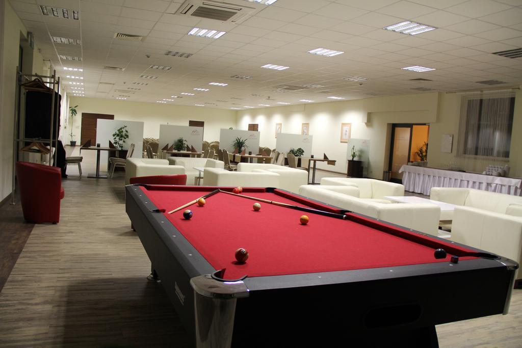 Hotel Austeria Conference & Spa Ciechocinek Buitenkant foto